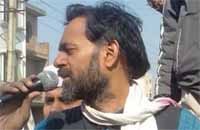  Yogendra Yadav